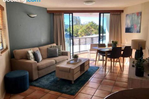 Waterfront Resort Perfect For A Couples Getaway! - Accommodation Asia 0