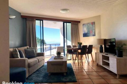Waterfront Resort Perfect For A Couples Getaway! - Accommodation Asia 6