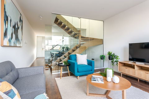 Urban Rest - Little Grenfell - Accommodation Asia 6