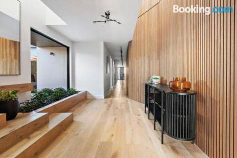 Beachside Lane On The Beach Water Views - Accommodation Guide 6