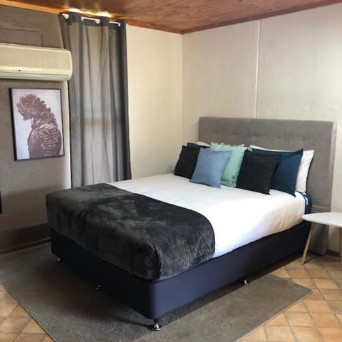 Granite Belt Cabins - Accommodation Guide 0