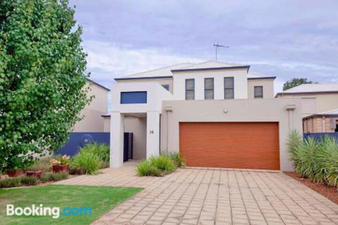 Brookwater Waterfront On Lake Mulwala - Accommodation Asia 1