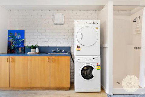 TASSIE SEASIDE SERENITY LAbode Accommodation - Accommodation Asia 3