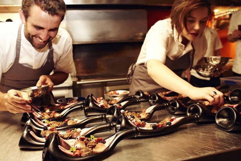 A Charming Studio With Stunning City Views - Accommodation Guide 6