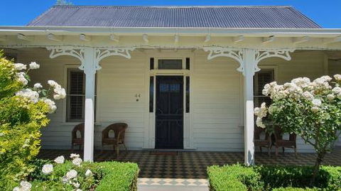 Lauristina Guest House - Accommodation Asia 2