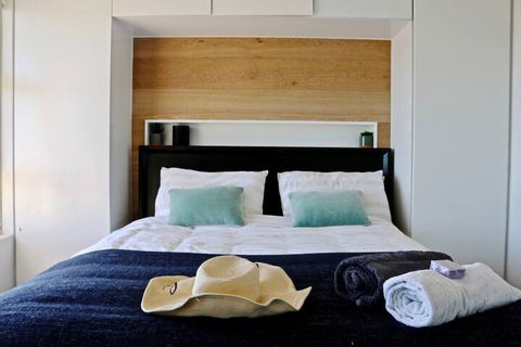 Gorgeous 2 Bedroom Apartment With Panoramic Views - Accommodation Guide 6