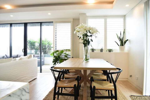 Beautiful Beachside Apartment In Bondi - Accommodation Guide 5