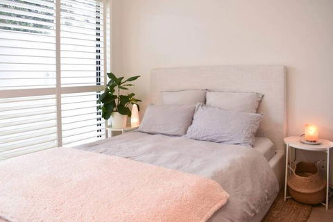 Beautiful Beachside Apartment In Bondi - Accommodation Guide 4