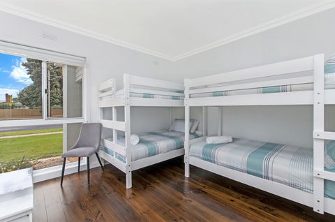 Fieldings Lair - Accommodation Asia 1