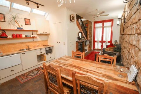 The Stable On Olive - Accommodation Asia 3