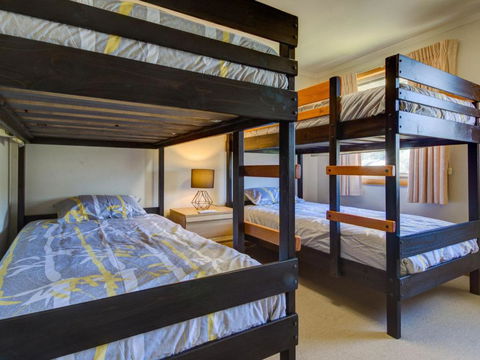 Albert Park - Accommodation Asia 5