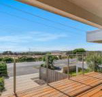 Swan Bay Lookout - Accommodation Guide