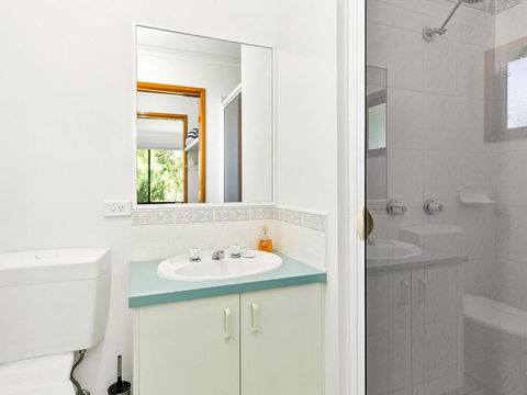 Surf Restn Bay - Accommodation Asia 4
