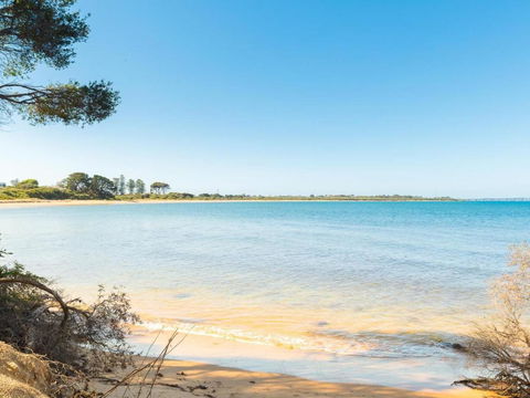Surf Restn Bay - Accommodation Asia 5