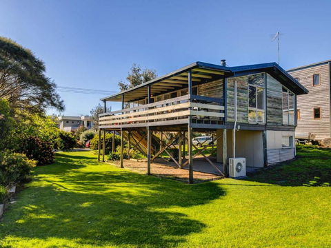 Ocean Reach Retreat - Accommodation Guide 5