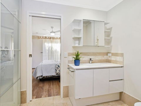 Little Plett - Accommodation Asia 4