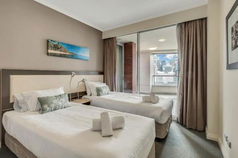 DREAM HARBOUR VIEW 2 BRM / GYM POOL & PARKING - Accommodation Guide 3