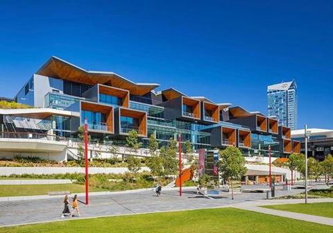 DREAM HARBOUR VIEW 2 BRM / GYM POOL & PARKING - Accommodation Guide 6