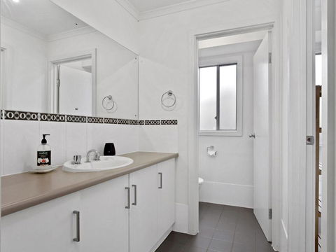 Beach Fun 11 Broadbeach Drive - Accommodation Guide 2