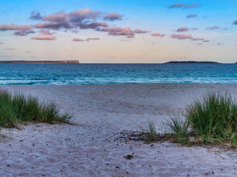 Mermaid Cottage At Hyams Beach 4pm Check Out Sundays - Accommodation Asia 5