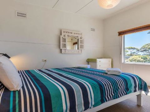Unwind At Hyams Beach 4pm Check Out Sundays - Accommodation Asia 3