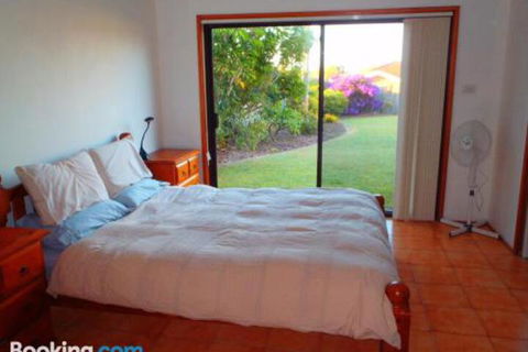 Bombora Self Contained Studio - Accommodation Asia 6