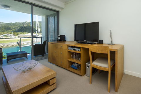 Blue On Blue Studio Room 1222 - Accommodation Guide 2