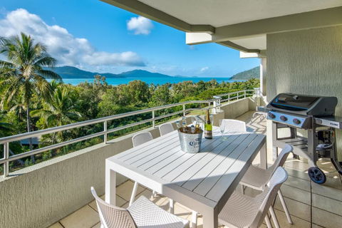 2 Bedroom Poinciana Lodge - Accommodation Asia 4