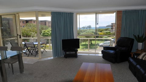 Seaspray Walk To The Beach! - Accommodation Asia 2