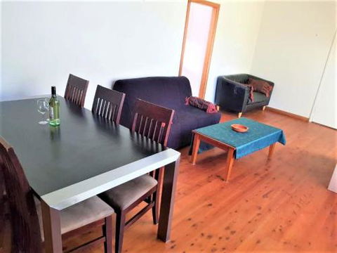 Accommodation Sydney Frenchs Forest 3 Bedroom House With Large Outdoor Entertainment Area & Onsite Parking - Accommodation China 1