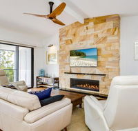 Kickenbach at Hyams Beach 4pm Check Out Sundays