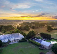 Wembley House Southern Highlands with 4pm Check Out Sunday - Accommodation Asia