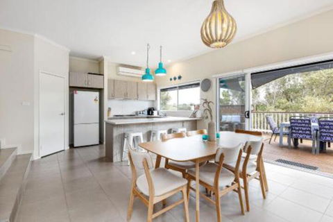 Highbury By The Bay - Accommodation Guide 4