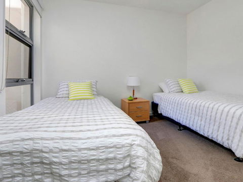 Rosalea By The Bay - Accommodation Guide 1