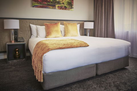 The Remington Orange - Accommodation Asia 2