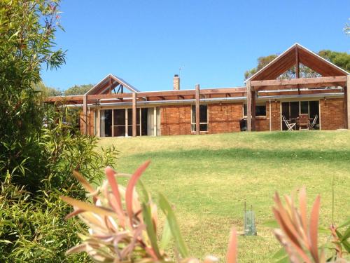 Stake Hill ACT Accommodation Asia