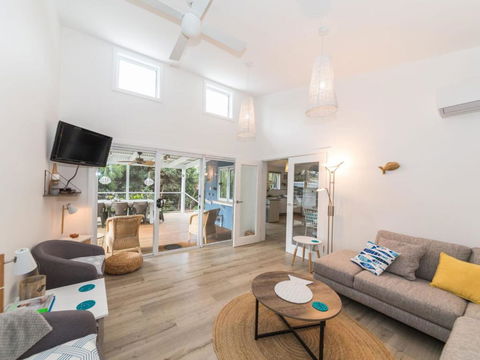 Linga Longa 20 Laronde - Accommodation Guide 2