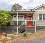 Vintage Charm on St. Leonards - Accommodation Asia