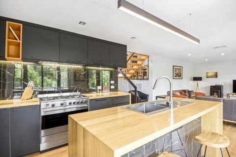 Villa Locarno - Accommodation Asia 2