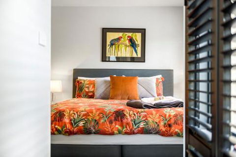 Villa Locarno - Accommodation Asia 6