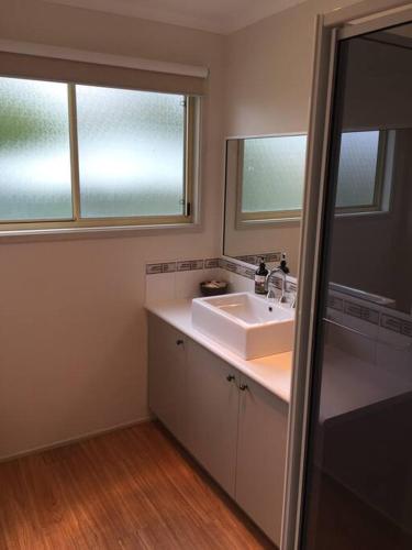 1 Tecoma Avenue Sandy Point - Accommodation Asia 3