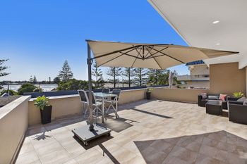 Lakeshore Apartment 3 - Accommodation Asia 0