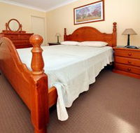 Sunset Towers Unit 11 / 25 Donald Street