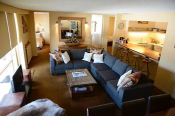Twin Towers 302A - Accommodation Guide 0