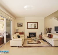 Harbourfront Retreat - Accommodation Guide