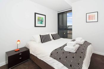 Location Views & Style - Accommodation Guide 6