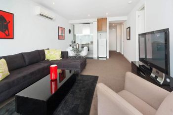 Location Views & Style - Accommodation Guide 4