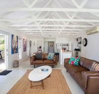 Pantowora - Accommodation Guide