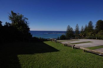 Binburra Views - Accommodation Asia 4