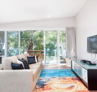 The Seahorse 137 Government Road - Accommodation Asia